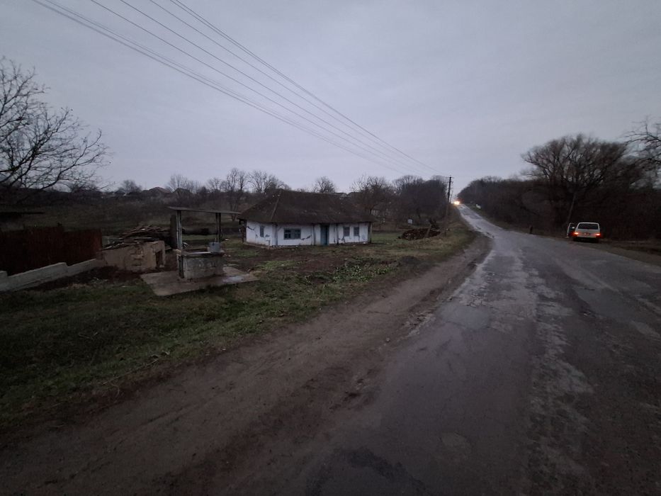 Продам участок 0.25 га в Іванівцях біля траси