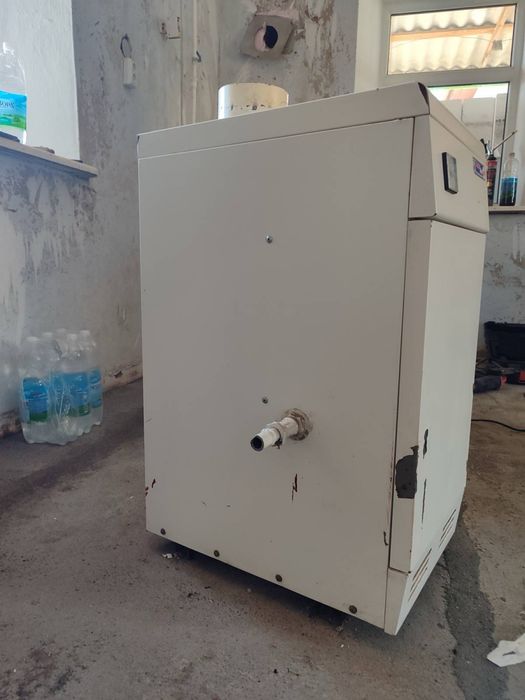 Продам газовий котел б/у