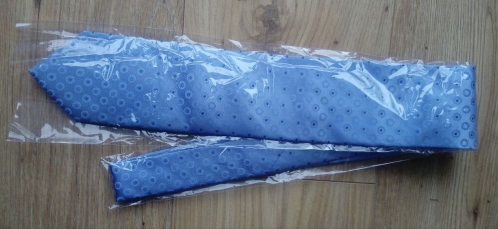 Krawat niebieski jedwabny