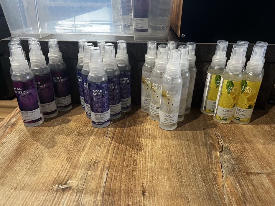 Avon Mgielka naturals senses , mgielki owocowe