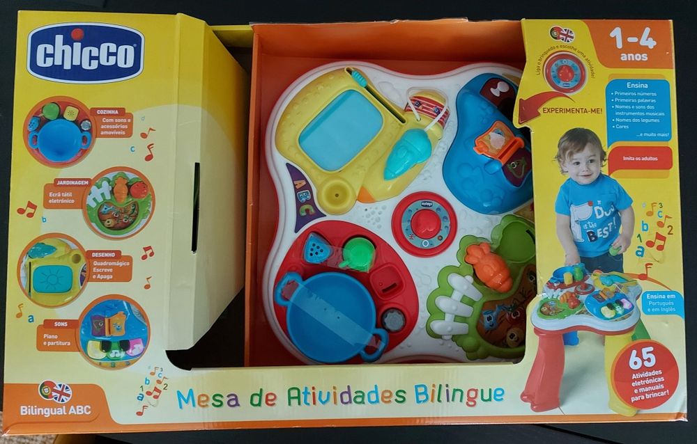 Mesa atividades Chicco Bilingue