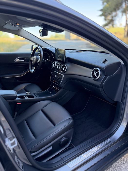 Mercedes-Benz GLA 180d | URBAN | AUT.