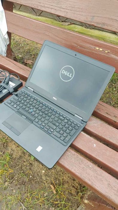 Dell Latitude E5550 16GB, Win 10Pro, nowa bateria, stacja dokująca