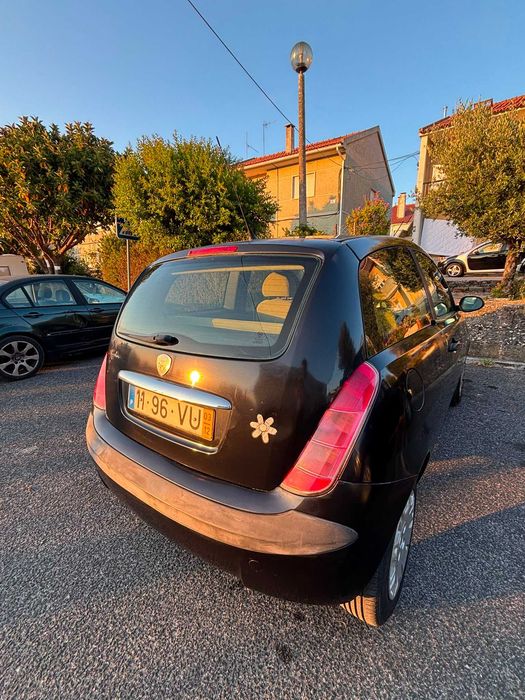 Lancia Ypsilon 1.2 Gasolina | Dezembro de 2003 | 147.744 km