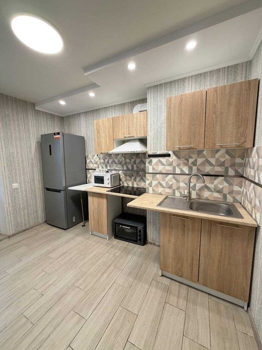 Продаж однокімнатної квартири 37 м. з ремонтом ЖК Атлант. ТРЦ Лавіна.