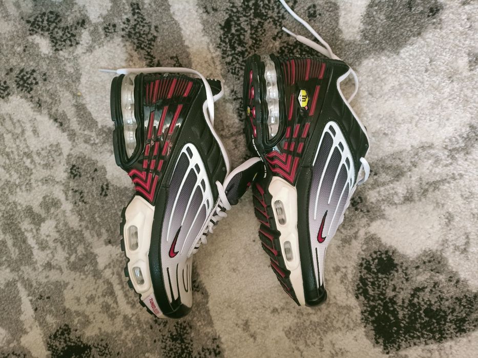 Buty sportowe damskie