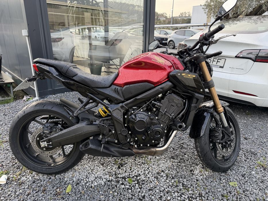 Honda CB650R 70Kw | 10/2021 | 1.500Km