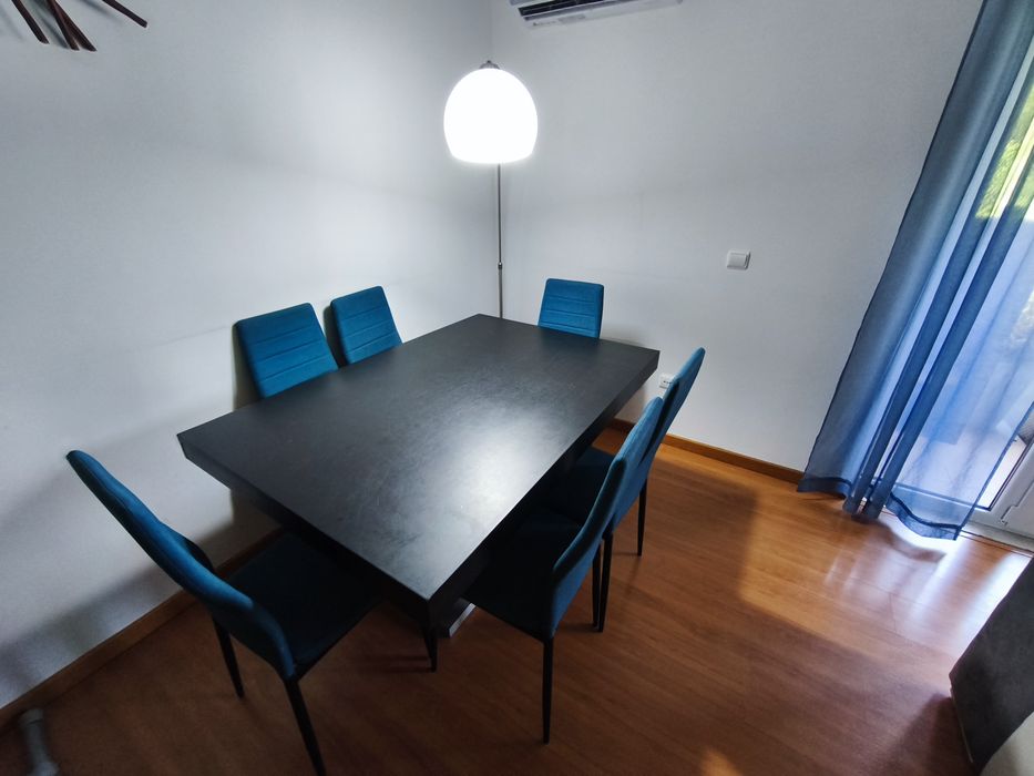 Mesa de sala de jantar