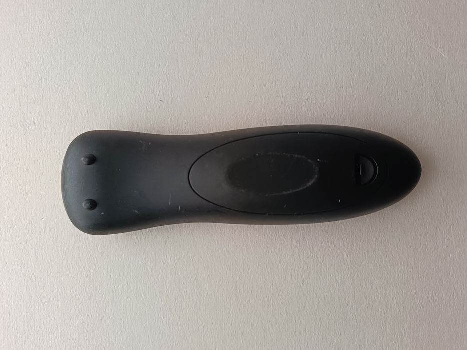 Pilot multimedialny Microsoft Działa na podczerwień, zasięg 8m