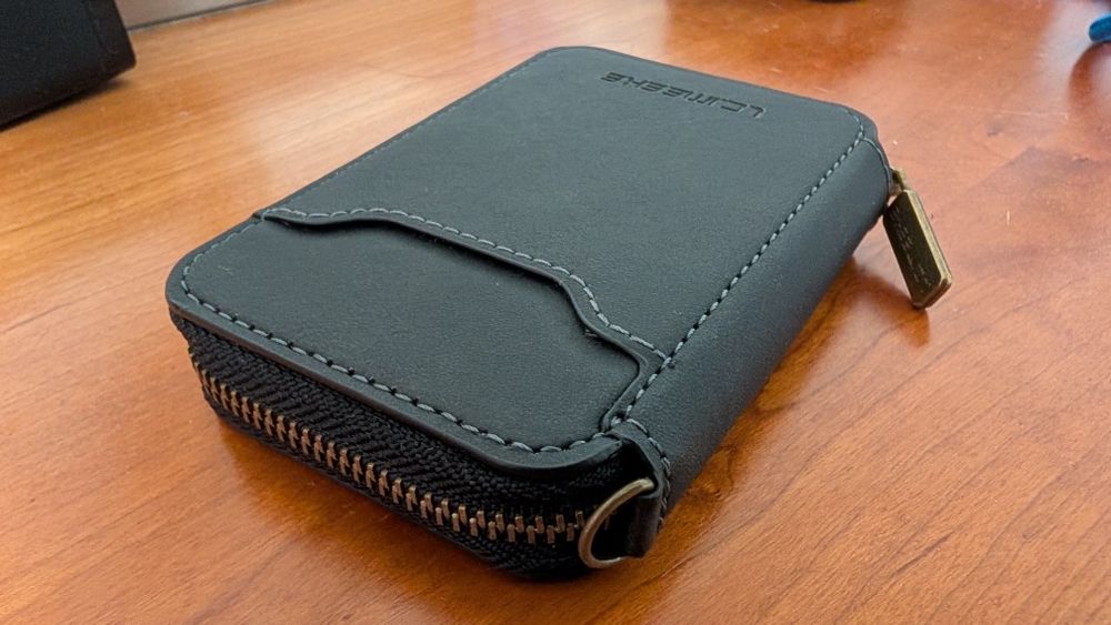 Carteira Magsafe com fecho