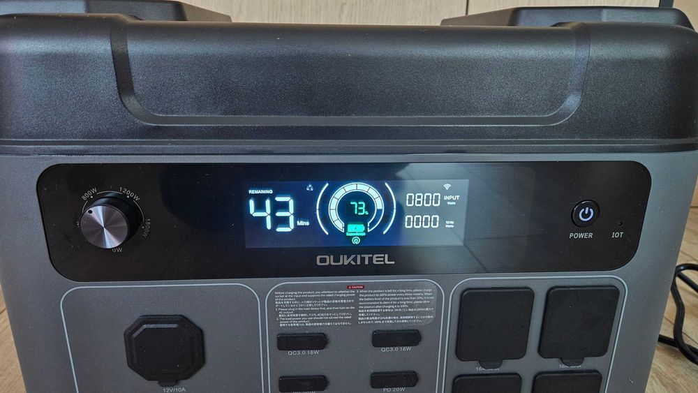 Зарядна станція OUKITEL P2001E Plus