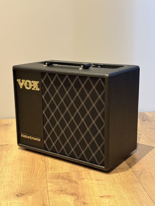 Комбопідсилювач VOX VT20X + Чохол