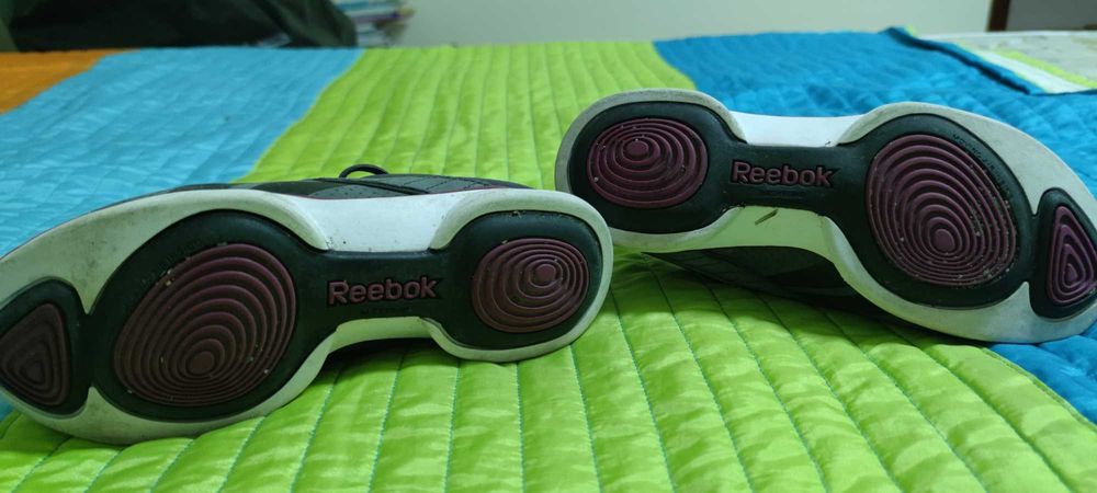 Sapatilhas Reebok Easytone como novas tam. 37