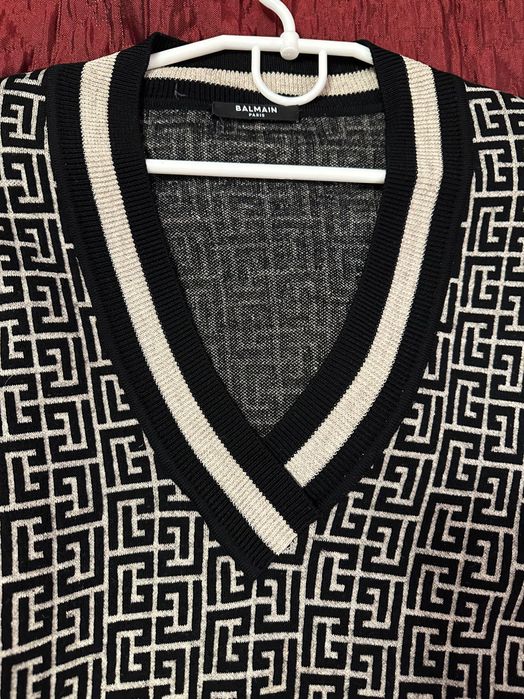 Светр Balmain розмір 36 100% шерсть