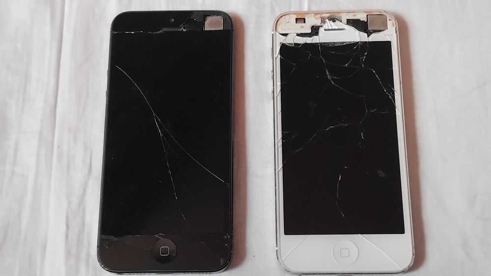 Телефон Apple IPhone 5 модель А1428 на запчастини