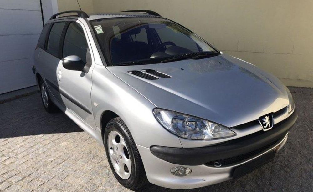 Peugeot 206 SW  de Março de 2004