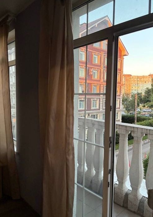 Оренда 1-к, 44 м2, ЖК «Британський квартал», велика тераса