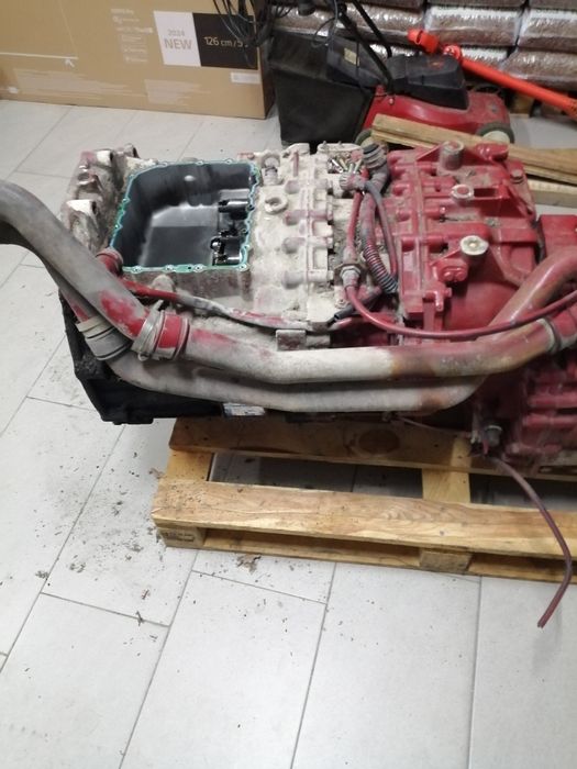 Caixa de velocidades ZF ASTRONIC 12AS 2301