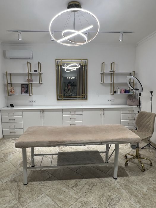 Аренда кушетки / массажный кабинет / перманент