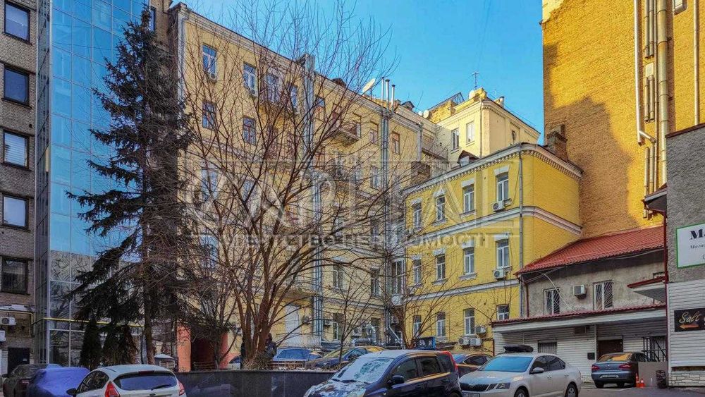 Продажа 4к Центр Чикаленка Пушкинская метро Театральная Шевченковский