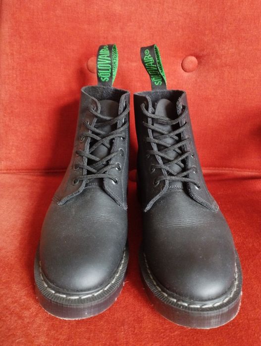 Czarne buty Solovair Black Greasy 6 Eye Astronaut Boot rozm 5 (38