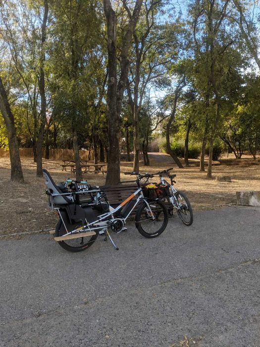 Bicicleta Eléctrica de Carga - Yuba Kombi e5