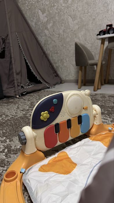 Розвиваючий килимок