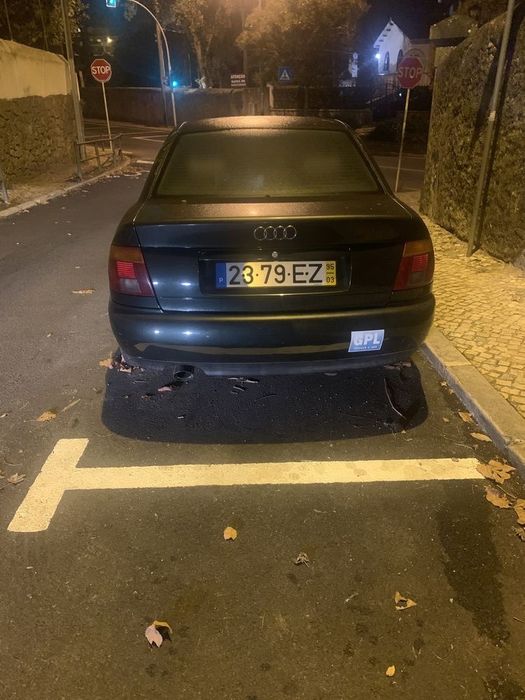 Audi A4 GPL Ler anúncio