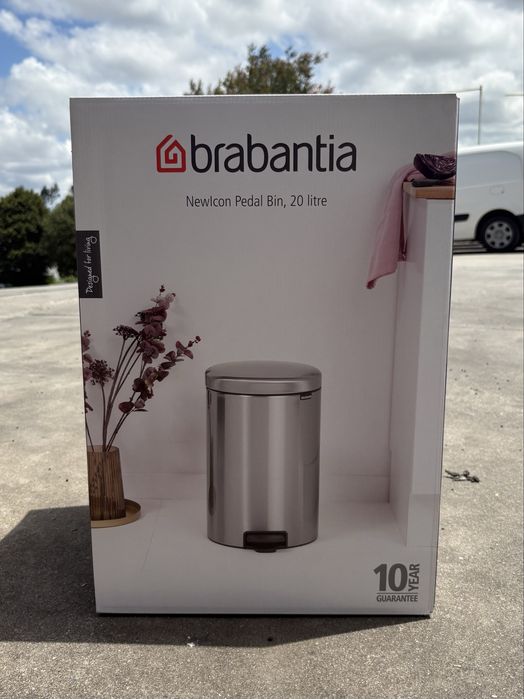 Caixote do Lixo - Brabantia 20L - Aço inox Brilhante