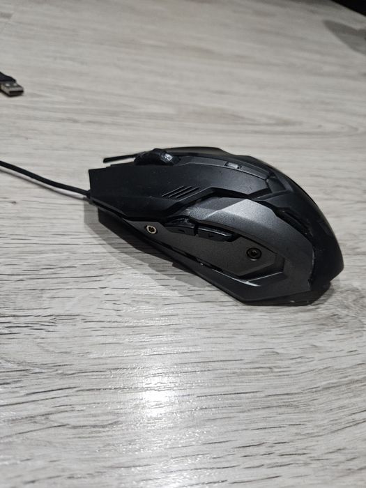 Myszka gamingowa liocat świecąca