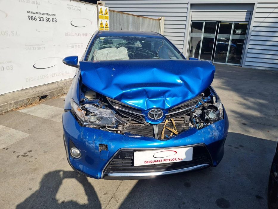 Chapeleira Da Mala Toyota Auris E18