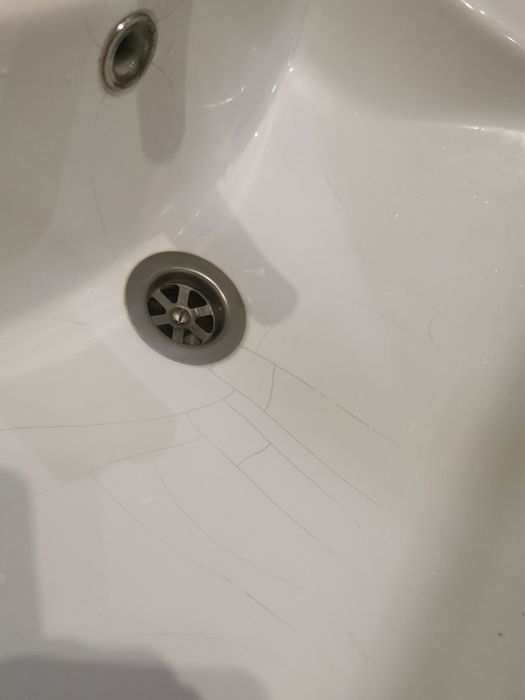 Умывальник, тумба, Смеситель в ванную