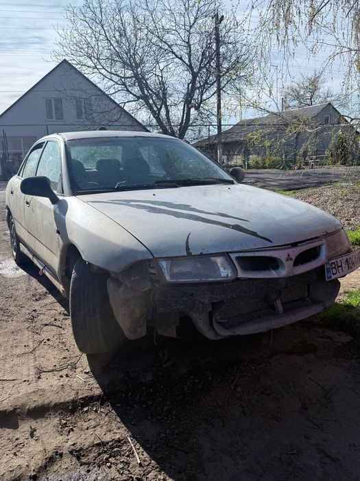 Продам митсубиси каризма