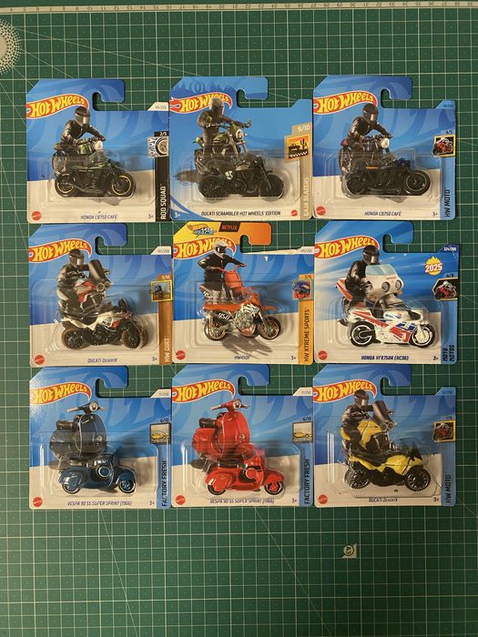 Hot Wheels lote motas