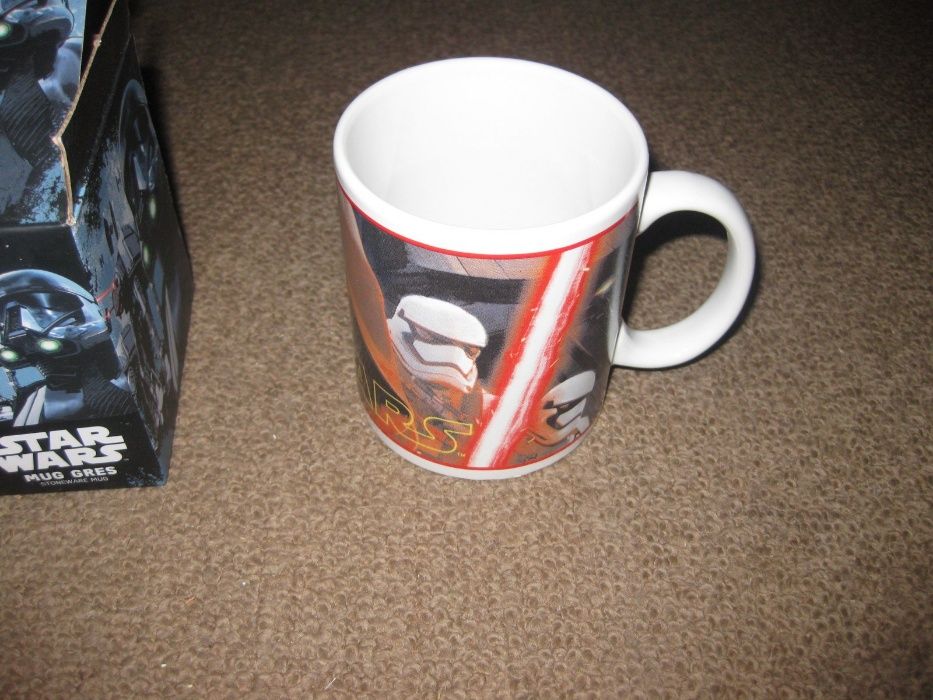 Caneca "Star Wars" Artigo Oficial/Novo e Embalado!