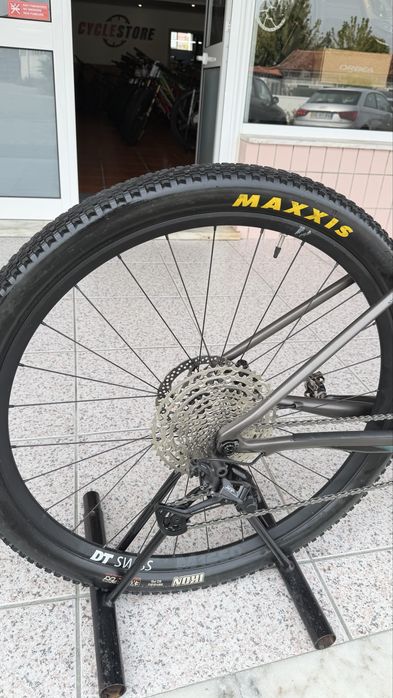 Bicicleta Focus Raven Max