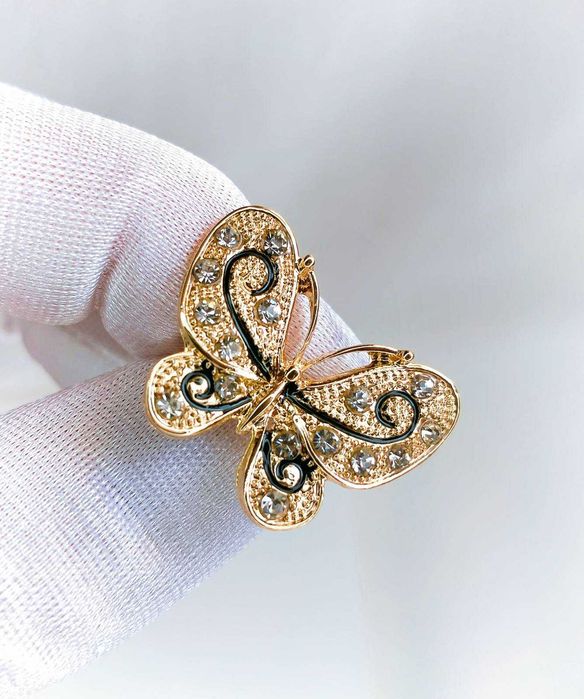 Broszka złoty motyl cyrkonie