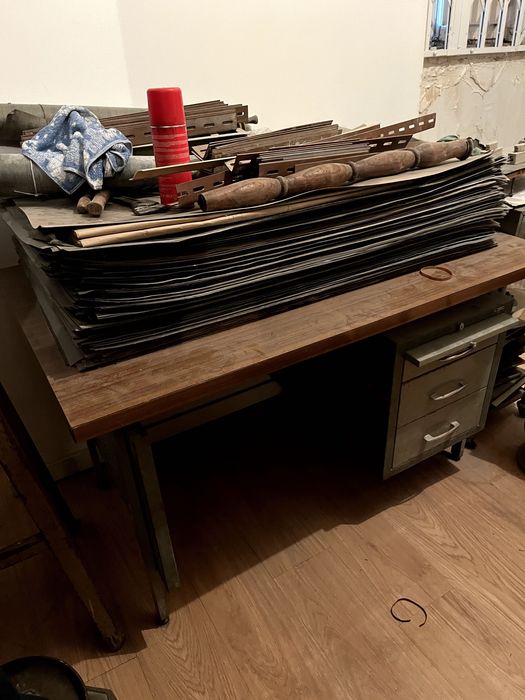 Secretária industrial Nacital