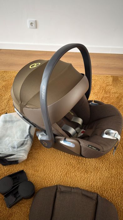 Ovo Cybex Cloud Z i-Size + Redutor + Adaptadores Carrinho + Capa Chuva