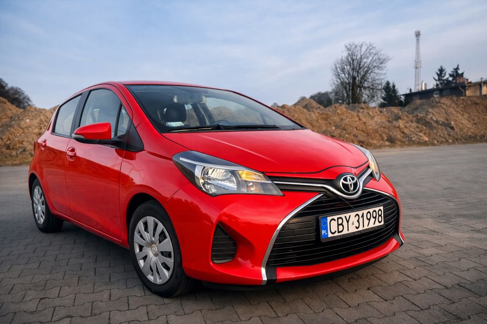 Toyota Yaris Benzyna Zadbana 2Komplety Kół