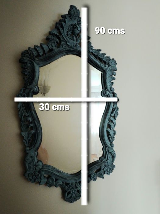Espelho antigo, pintado