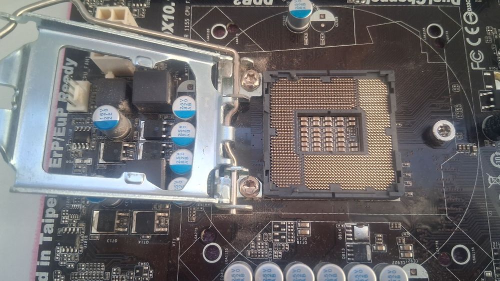 ASRock H61M-S Motherboard64750940870147124