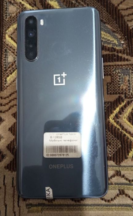 Смартфон OnePlus Nord