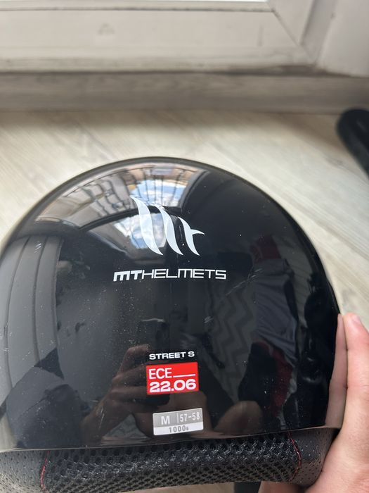 Kask motocyklowy Mt-helements