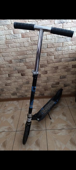 Самокат скутер  продам бувший у використанні