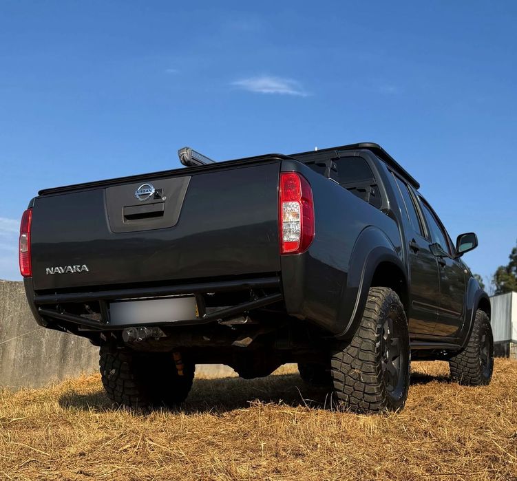 Nissan Pick-Up 2.5 TD CD P.E. CM
