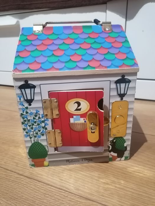 Dźwiękowy domek melissa&doug