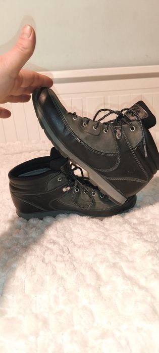 Buty Helly Hansen Nr 38.7 Skóra Stan Bardzo Dobry.