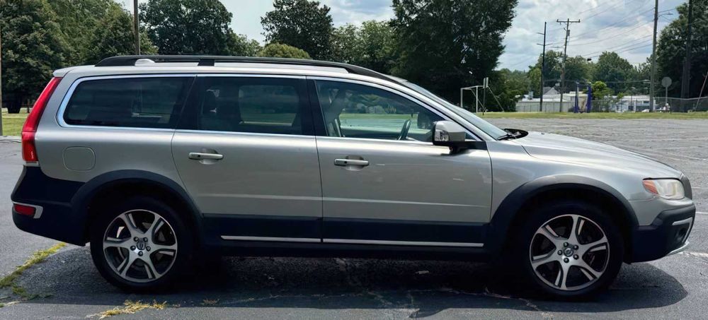 Volvo XC70 T6      2015
