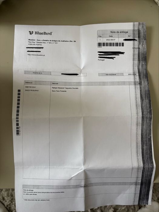 Relogio dourado maserati